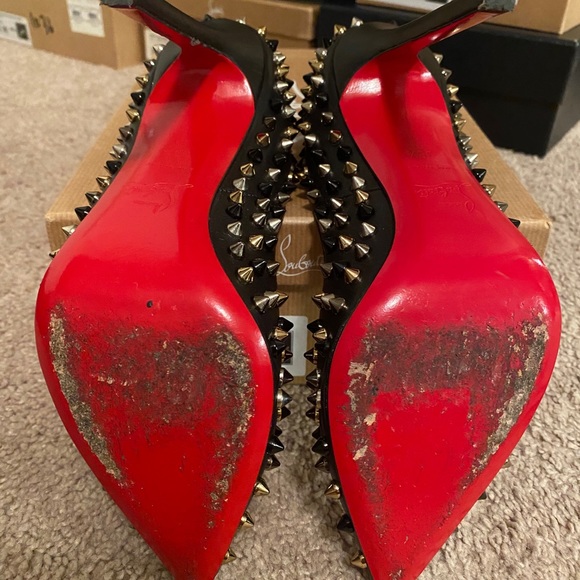 COPY - Christian Louboutin pumps - Picture 3 of 7